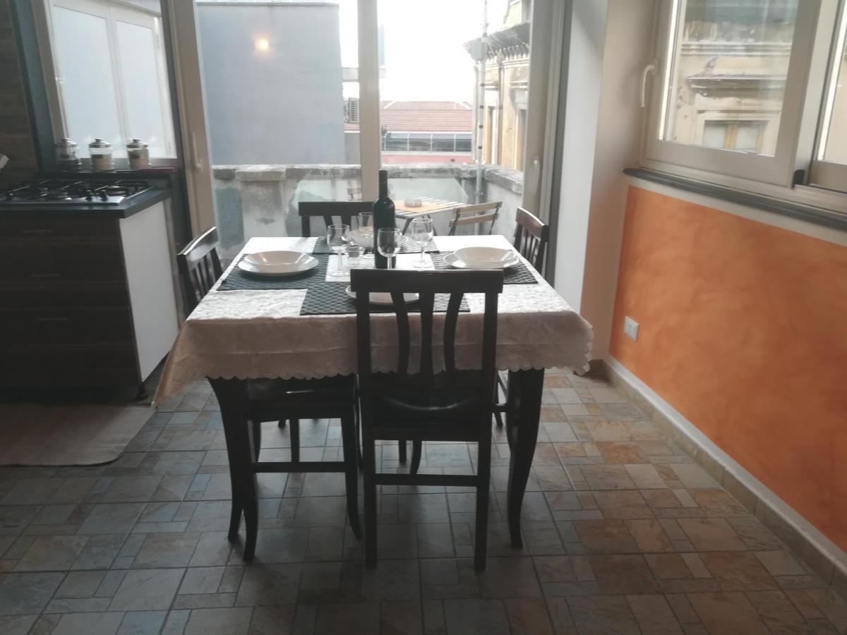 La Terrazza Sul Centro Catânia Exterior foto
